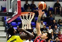 San Lorenzo fue aplastante y pasó a semifinales