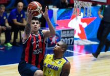 El Ciclón trabajó para quedar a un paso