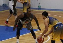 Noche de cinco visitantes y un local