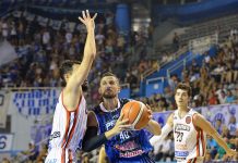 Peñarol cortó la mala racha ganando el clásico