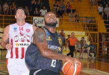 Cuatro triunfos locales y tres locales