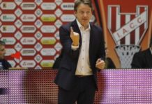 «Tenemos que usar a favor el marco de la cancha»