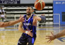 Peñarol logró su primera victoria del año