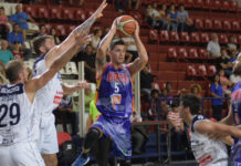 Aplastante victoria de Quimsa sobre Peñarol