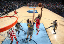Se le hizo costumbre: ¡los 57 de Harden!