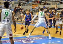 Con un triplazo de Vildoza, Estudiantes venció en el cierre a Peñarol