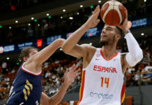 ¡Atención con Rusia! Victoria 74-55 frente a España