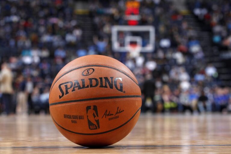 La NBA dio a conocer fecha y formatos posibles para su regreso