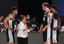 Hammon fue la coach oficial de los Spurs