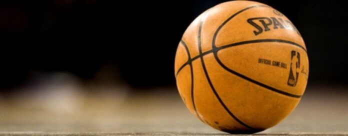 balon-nba-oficial-en-la-cancha