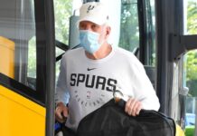Popovich en Disney: «Estoy más seguro aquí de lo que estaría en Texas»