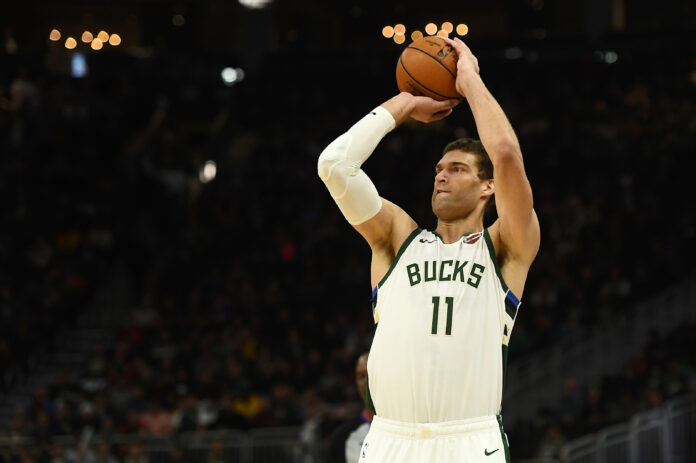 Utah Jazz v Milwaukee Bucks