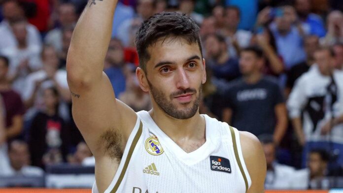 campazzo_saluda_1596027989