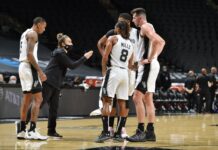 Becky Hammon es la primera mujer en dirigir a un equipo NBA