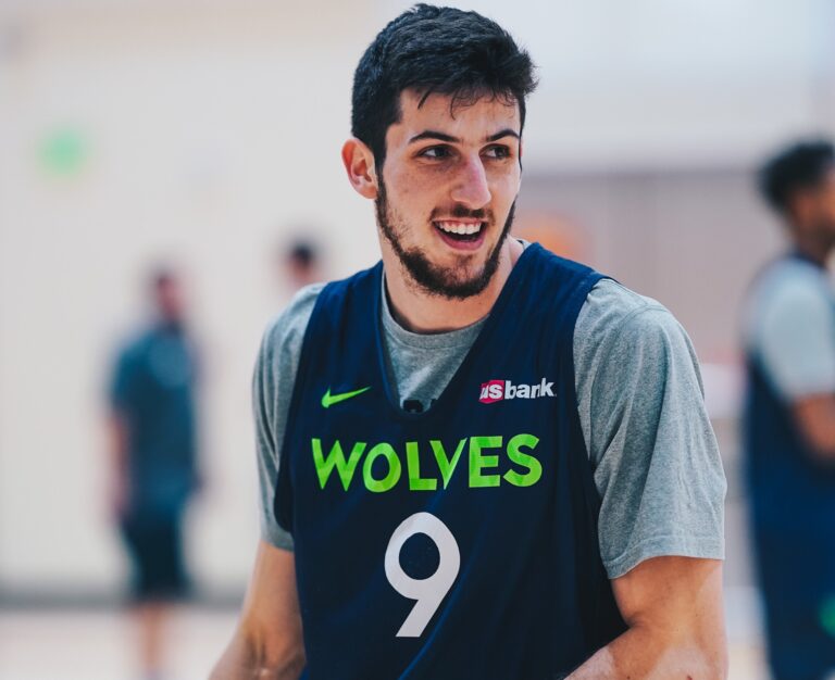 Desde las 22, Bolmaro jugará un nuevo partido de G League