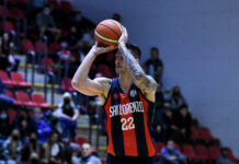 San Lorenzo venció, pero Ferro clasificó