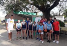 Los jugadores del Super 20 visitaron al seleccionado femenino de Santa Fe