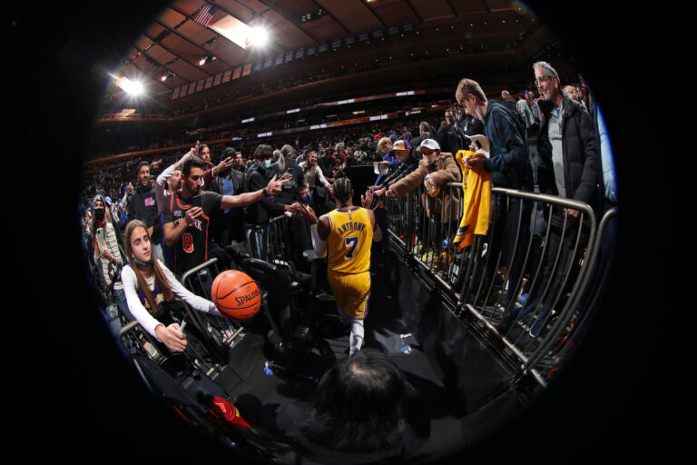 Un nuevo tributo a Carmelo en el Madison Square Garden