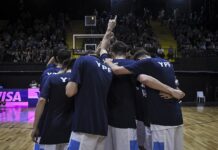 La selección masculina jugará amistosos en España La selección argentina festejando ante su público.