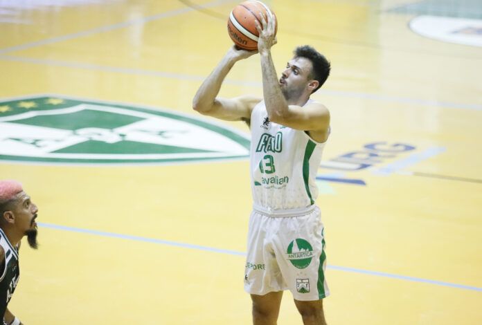ferro atenas