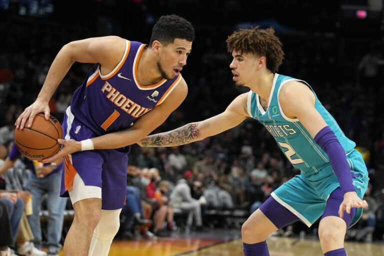 Los Suns lideran el Oeste