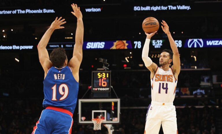 Suns igualó el récord de Warriors y busca liderar en el Oeste