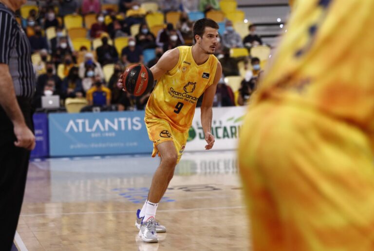 El Gran Canaria de Nico Brussino sigue derecho en ACB