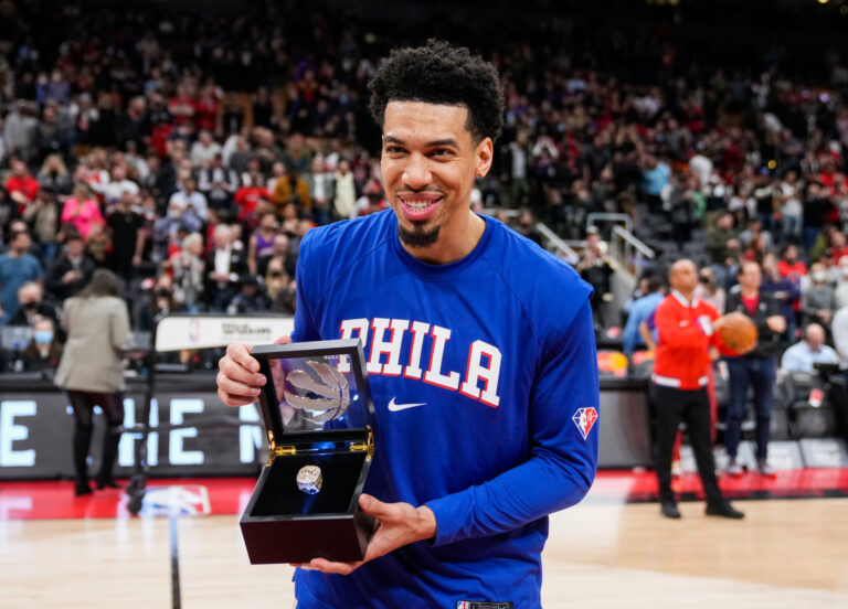 Y 1030 días después, Danny Green tuvo su anillo