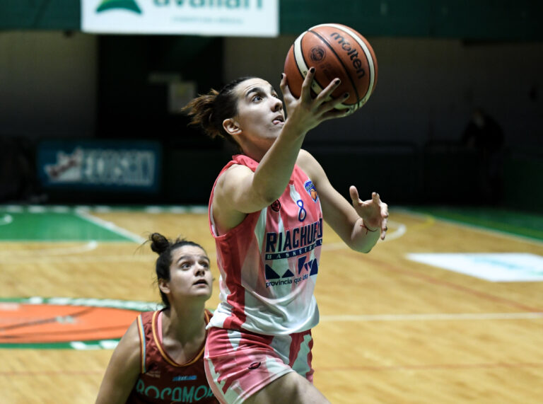 Victoria Lara: «Estamos con muchas ganas de jugar el Final Four»