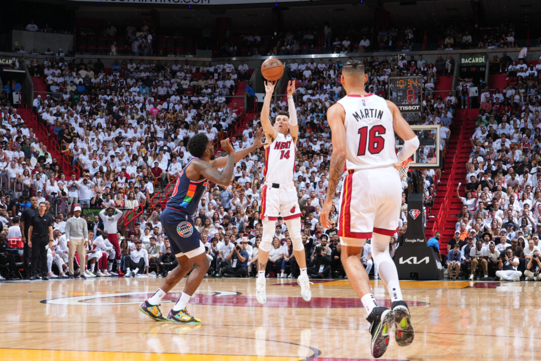 Heat Sixers 1
