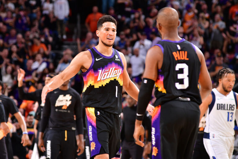 Los Suns dominaron el juego y vencieron a Dallas