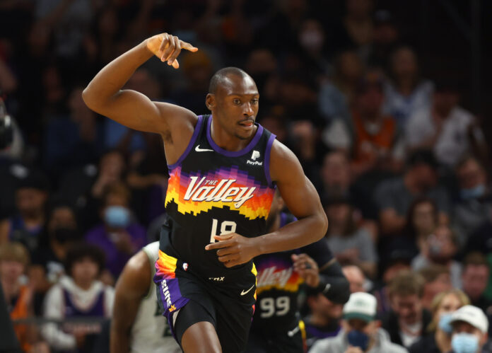 NBA: Milwaukee Bucks at Phoenix Suns