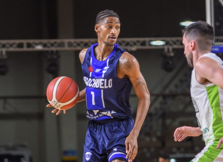La vuelta al triunfo de Riachuelo fue superando a Ferro