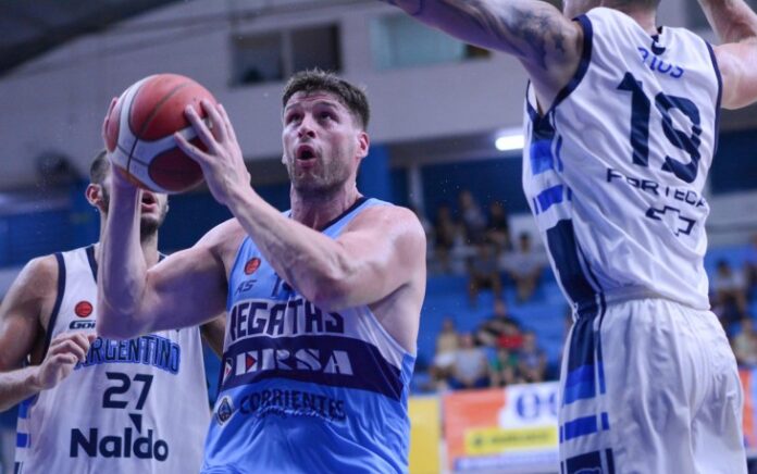 Regatas venció a Argentino de Junín.