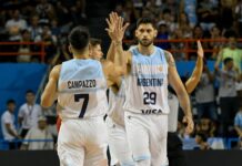 Argentina y un paso más cerca del Mundial Argentino derrotó a Canadá y tiene un pie en el Mundial.