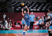 DeCecco «Consumo mucho más básquet que voley» Luciano DeCecco, armador de la selección nacional de voley, pasó por los micrófonos de UcU Web Radio, demostrando su pleno fanatismo por este amado deporte.