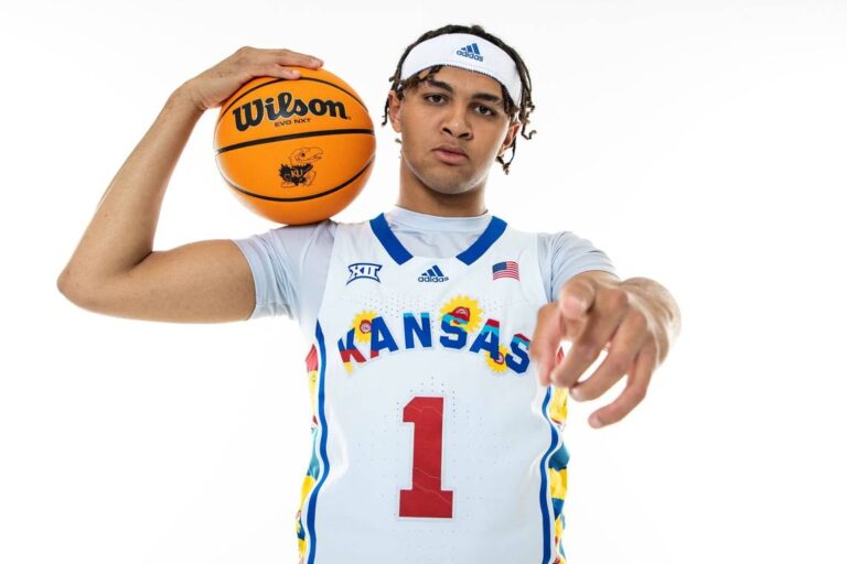 ¿Quien es Marcus Adams Jr?