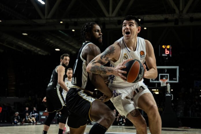 Real Madrid le ganó a la Virtus Bologna.