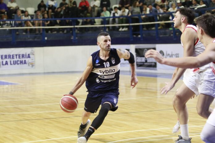 Nico Gianella se despidió tras la derrota de Gimnasia.
