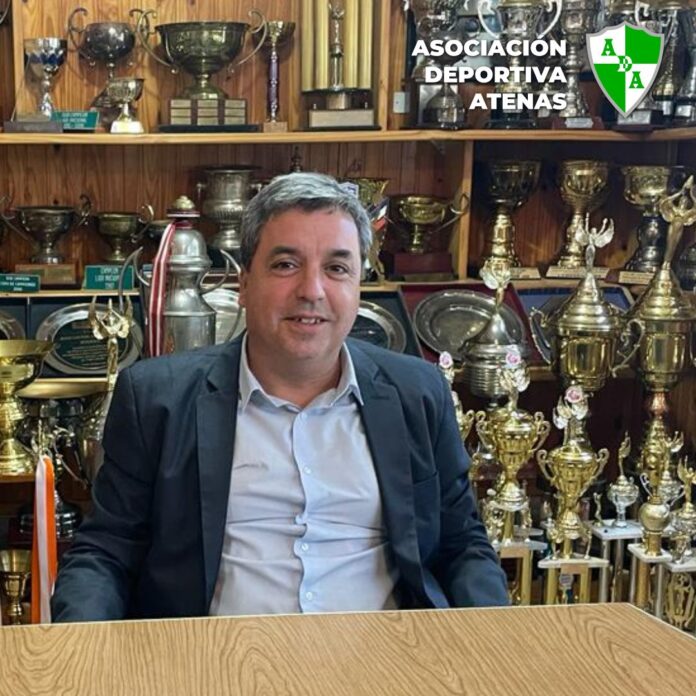 Atenas presentó sus nuevas autoridades.