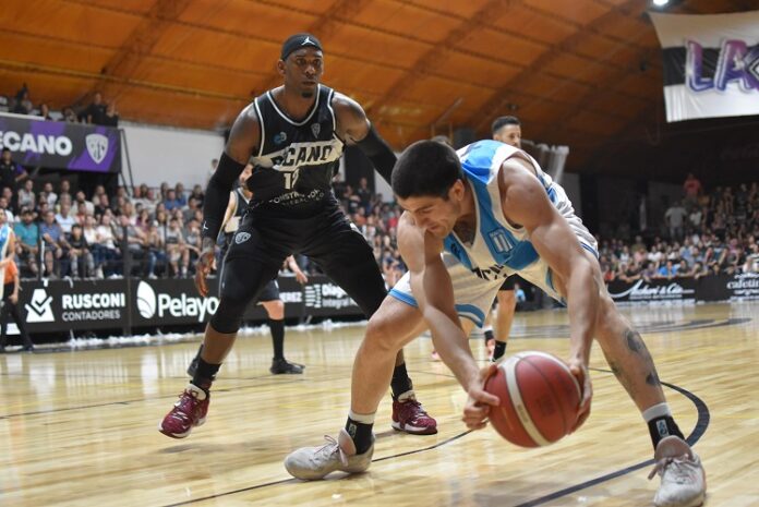 Racing de Chivilcoy lidera la Liga Argentina Racing de Chivilcoy lidera la Liga Argentina