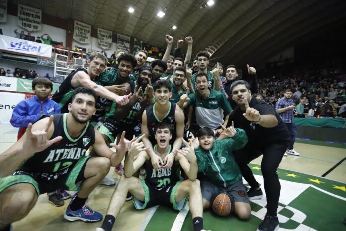 ATENAS Atenas ganó y habrá quinto juego.