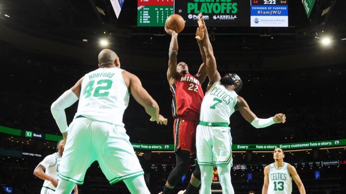 Miami Heat le ganó a Boston Celtics. Miami Heat le ganó a Boston Celtics.