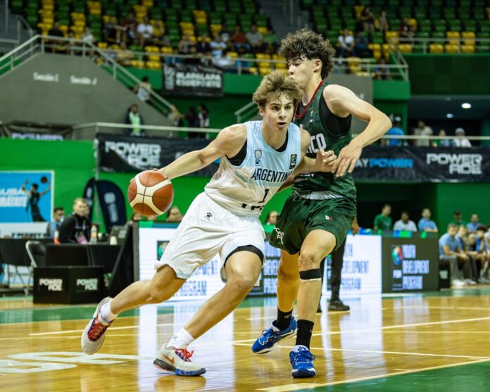 Argentina ganó en el debut de la U16