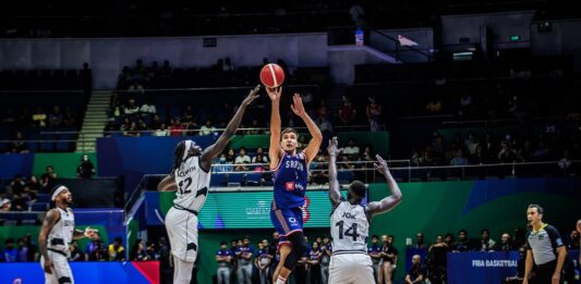 El Grupo B ya va revelando sus clasificados; Serbia, con muchísima contundencia, pasó por arriba a Sudán del Sur.