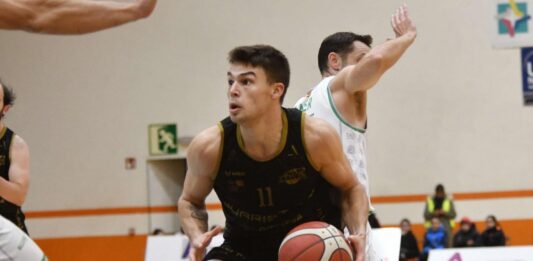 Nathan Hoover llega a Instituto