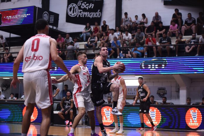Triunfo de Olímpico en la semifinal de la Copa Super 20