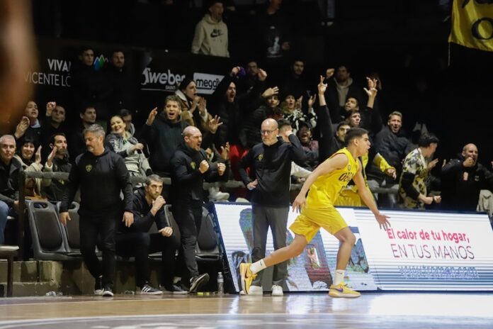 40 Temporadas - Liga Nacional 2023_24 - Reclasificacion - Juego 2 - Platense (1) v Obras Basket (0)