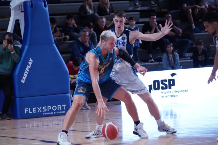 Zarate le ganó a Argentino Zarate le ganó a Argentino