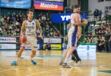 Regatas venció nuevamente a Gimnasia y le robó las localías Regatas